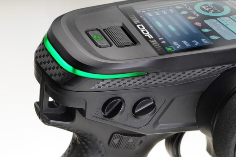 Radio 10 voies CR10P" 2.4GHz avec récepteur - 2000013" - Breizh Modélisme.