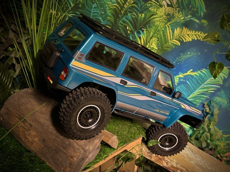 Crawler Absima CR4.4 PATROL 4wd 1/10 RTR 12040 light blue - Breizh Modélisme.