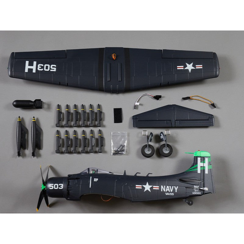 Avion RC 800mm A1 Skyraider Warbird PNP kit DB005PB - Breizh Modélisme.