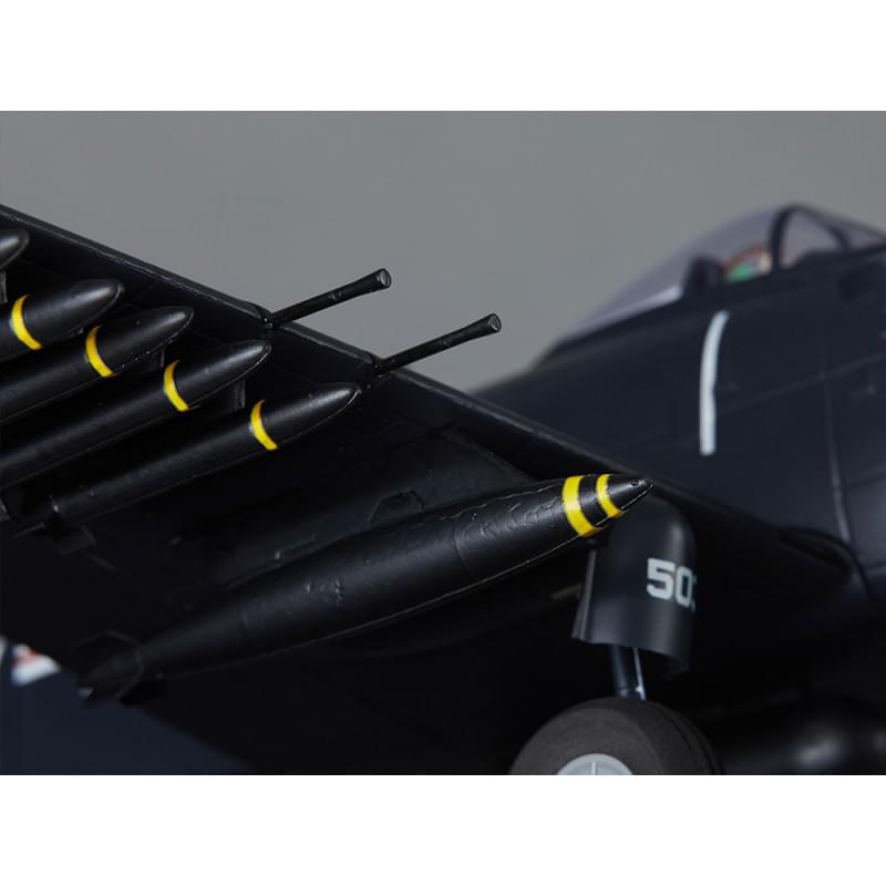 Avion RC 800mm A1 Skyraider Warbird PNP kit DB005PB - Breizh Modélisme.