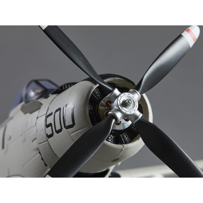 Avion RC 800mm A1 Skyraider Warbird PNP kit DB006PG - Breizh Modélisme.