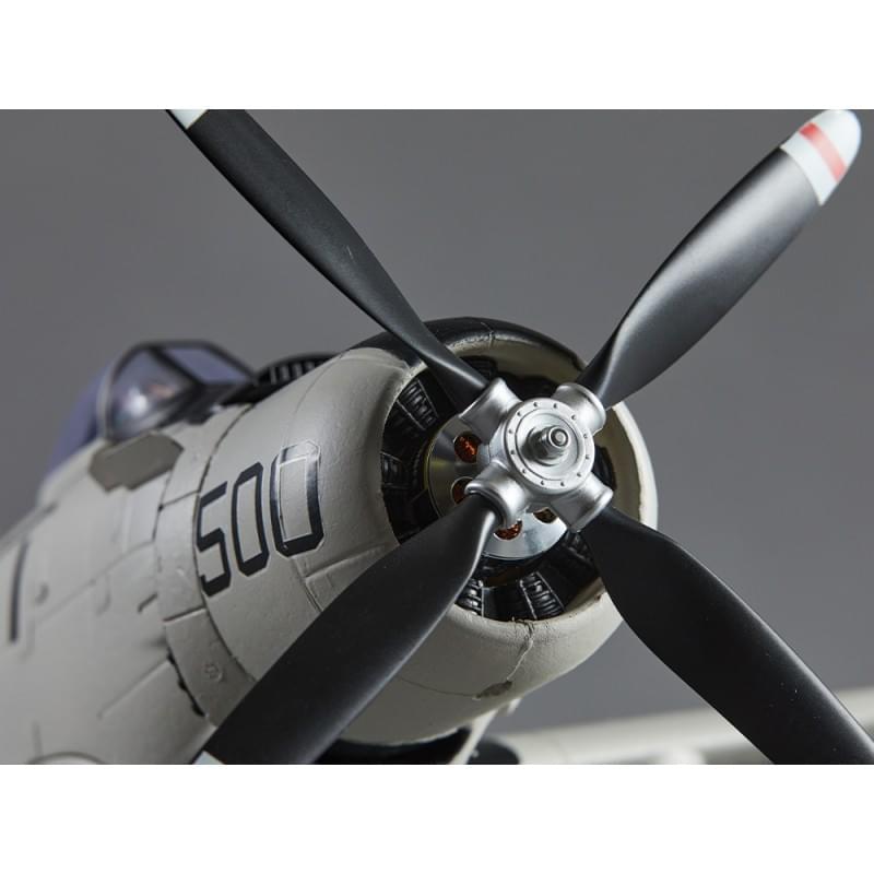 Avion RC 800mm A1 Skyraider Warbird PNP kit DB006PG - Breizh Modélisme.