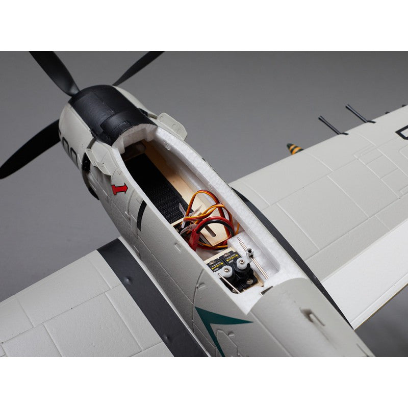Avion RC 800mm A1 Skyraider Warbird PNP kit DB006PG - Breizh Modélisme.