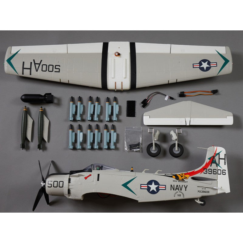 Avion RC 800mm A1 Skyraider Warbird PNP kit DB006PG - Breizh Modélisme.