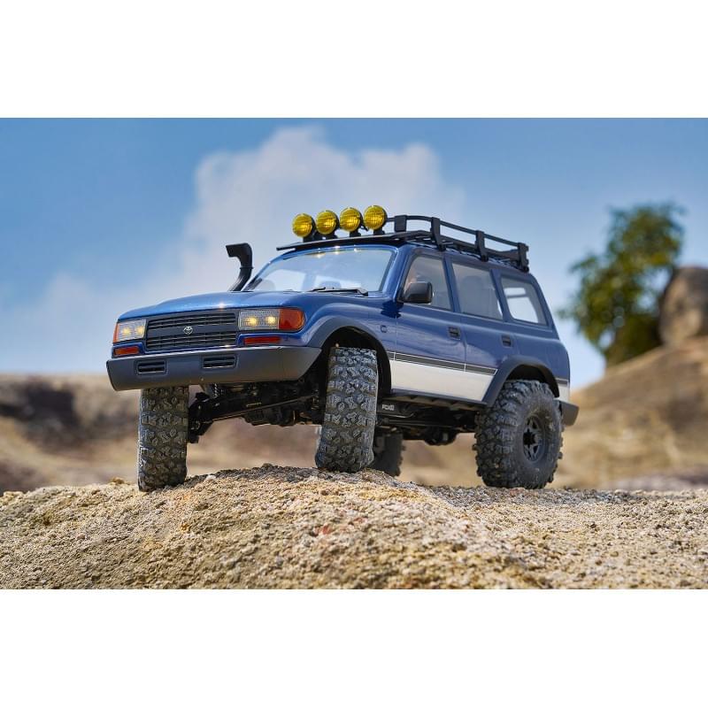 Kit crawler Toyota Land Cruiser 80 FCX10Pro ARTR 1/10 (version RS) bleu - FMS11061RS-BU-PRO - Breizh Modélisme.