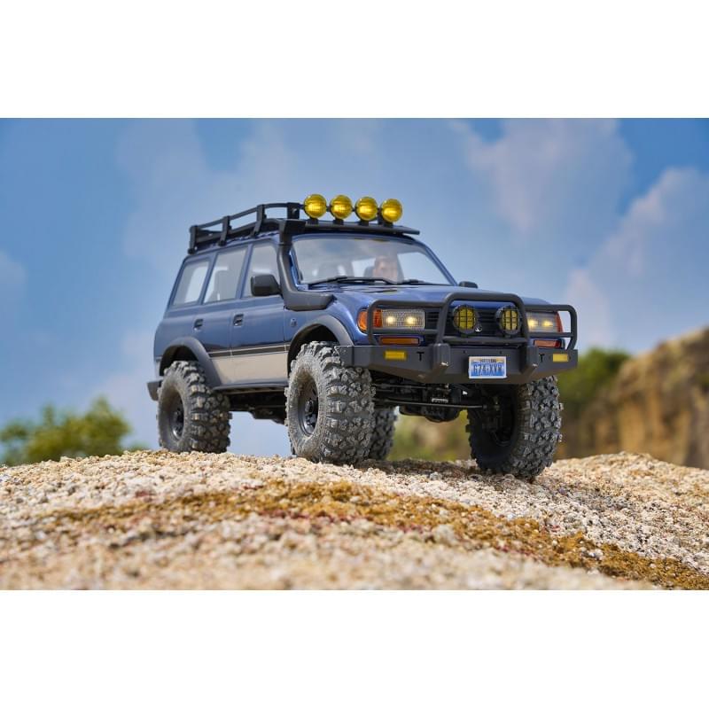 Kit crawler Toyota Land Cruiser 80 FCX10Pro ARTR 1/10 (version RS) bleu - FMS11061RS-BU-PRO - Breizh Modélisme.