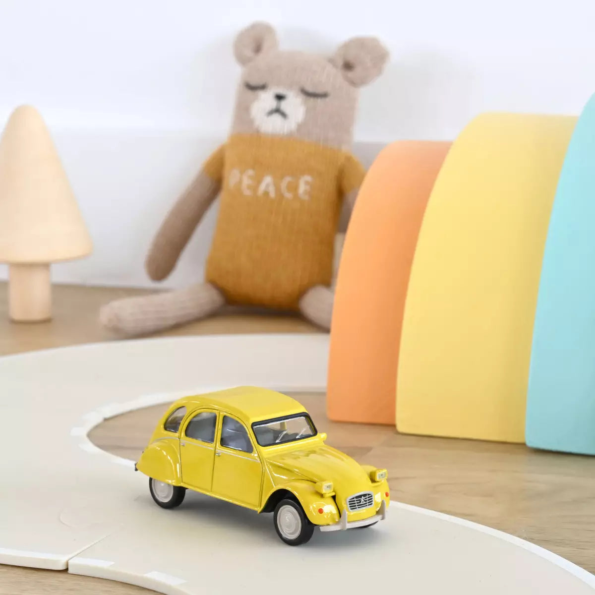 Voiture miniature 1/43 Citroën 2CV 6 Club 1979 Jaune Mimosa Jet-car Norev 150512