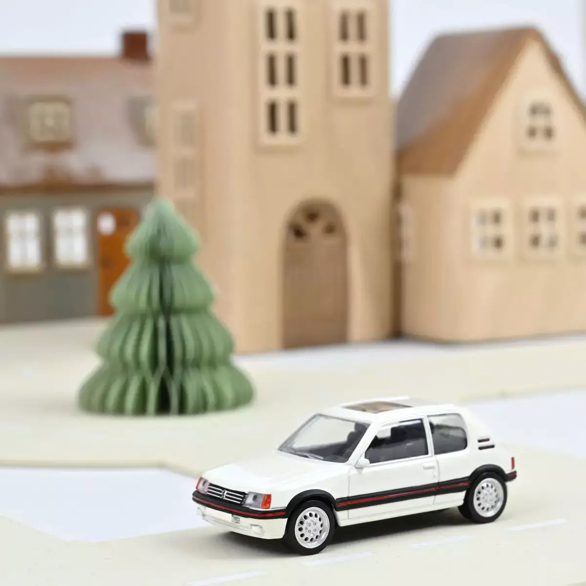 Voiture miniature 1/43 Peugeot 205 GTi 1986 Blanc Meije Jet-car Norev 471738