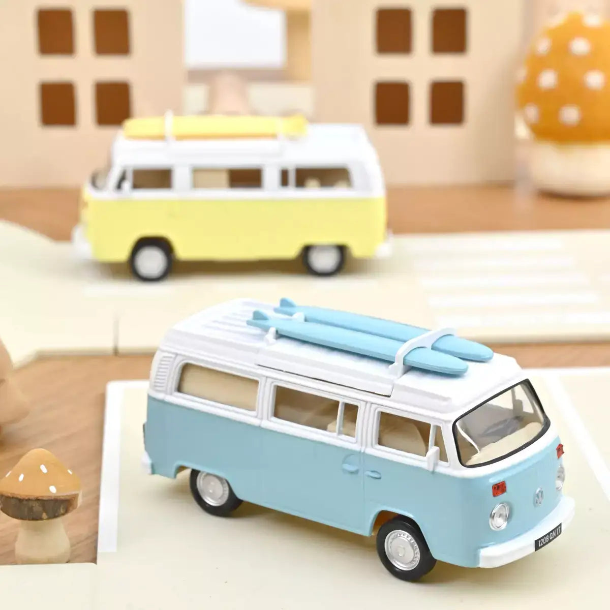 Voiture miniature 1/43 VW Combi T2b Camper Van 1973 Bleu Pastel Jet-car Norev 841108