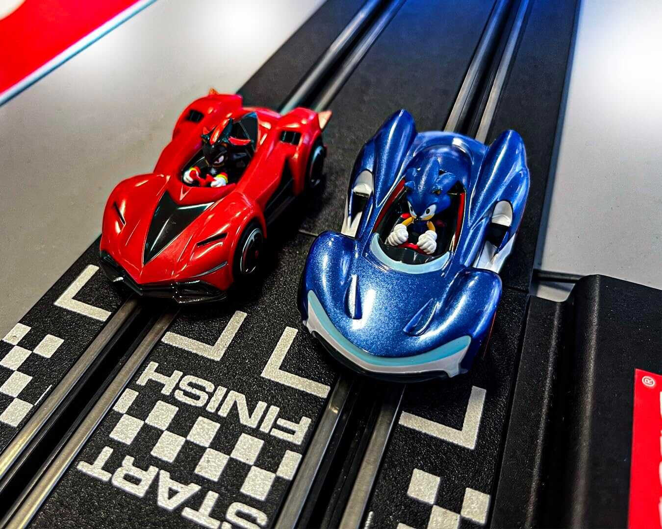 Circuit voitures Carrera GO!!! Sonic the Hedgehog 4.9 - 62566 - Breizh Modélisme.