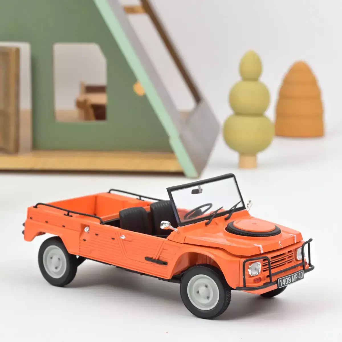 Voiture miniature collection 1/18 Citroën Méhari 4x4 1979 Orange Kirghiz Norev 181654