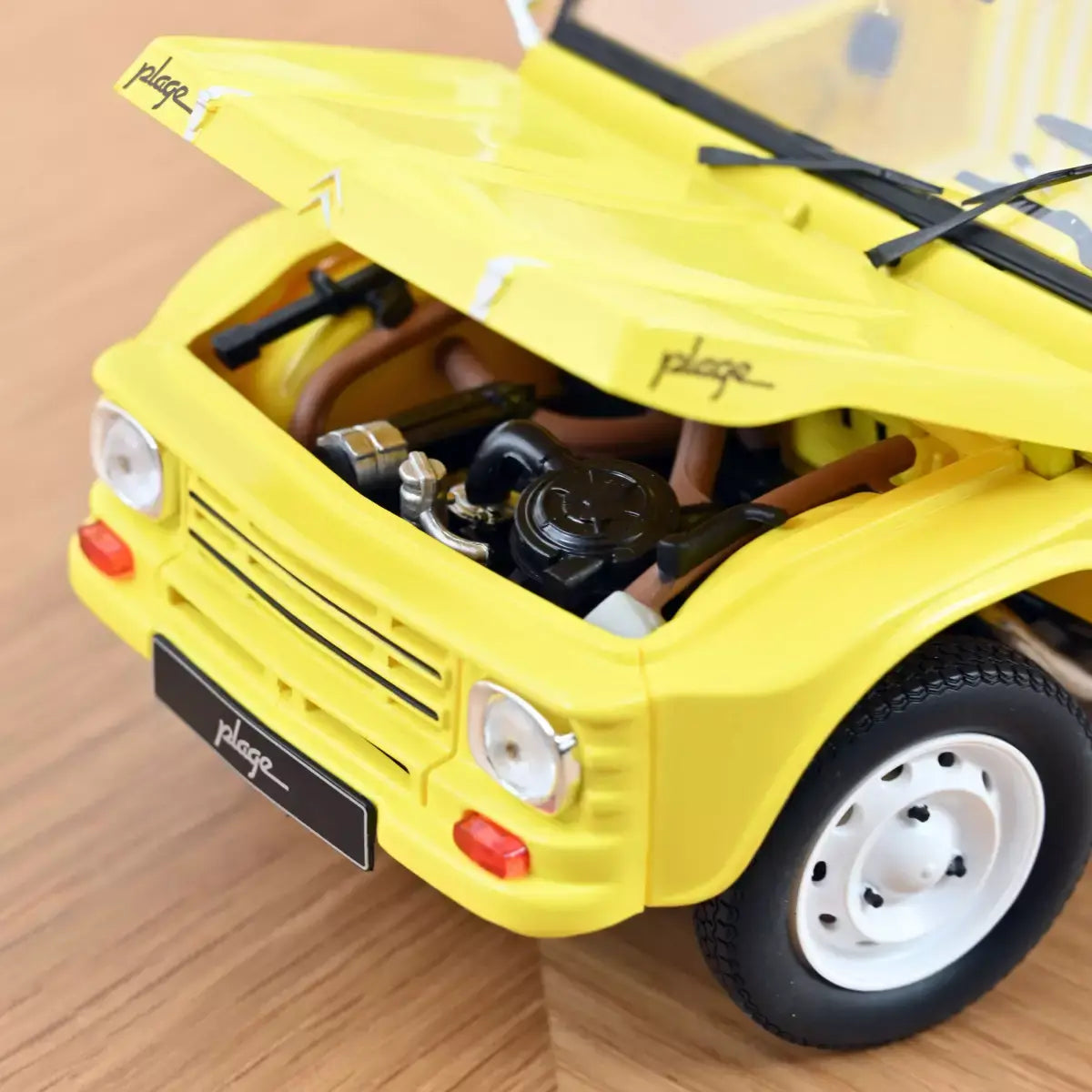 Voiture miniature collection 1/18 Citroën Méhari Plage 1983 Norev 181801