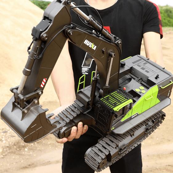 Pelleteuse RC 1/14 2.4ghz RTR Huina 1593 - Breizh Modélisme.