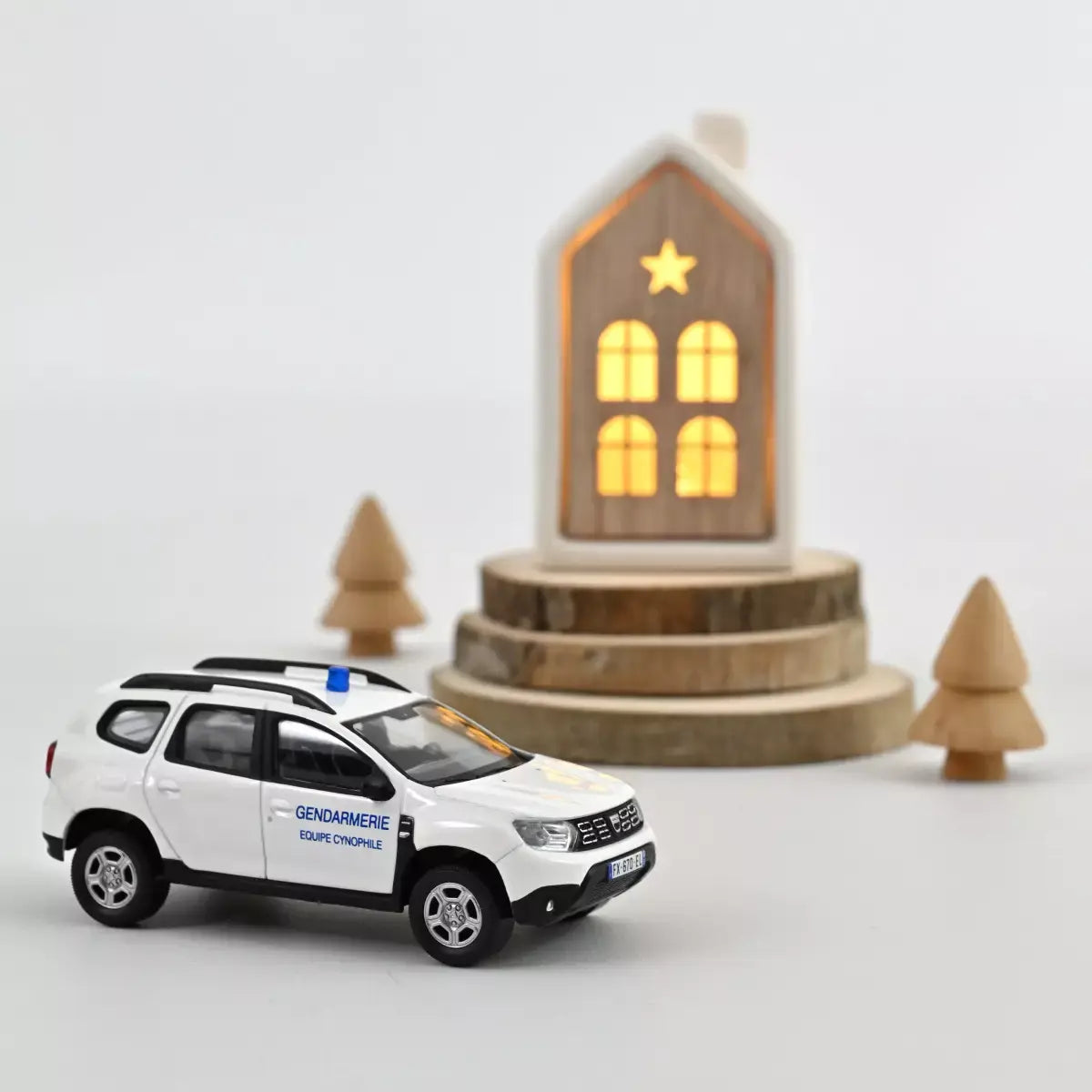 Voiture miniature collection 1/43 Dacia Duster 2020 Gendarmerie - Equipe Cynophile Norev 509025