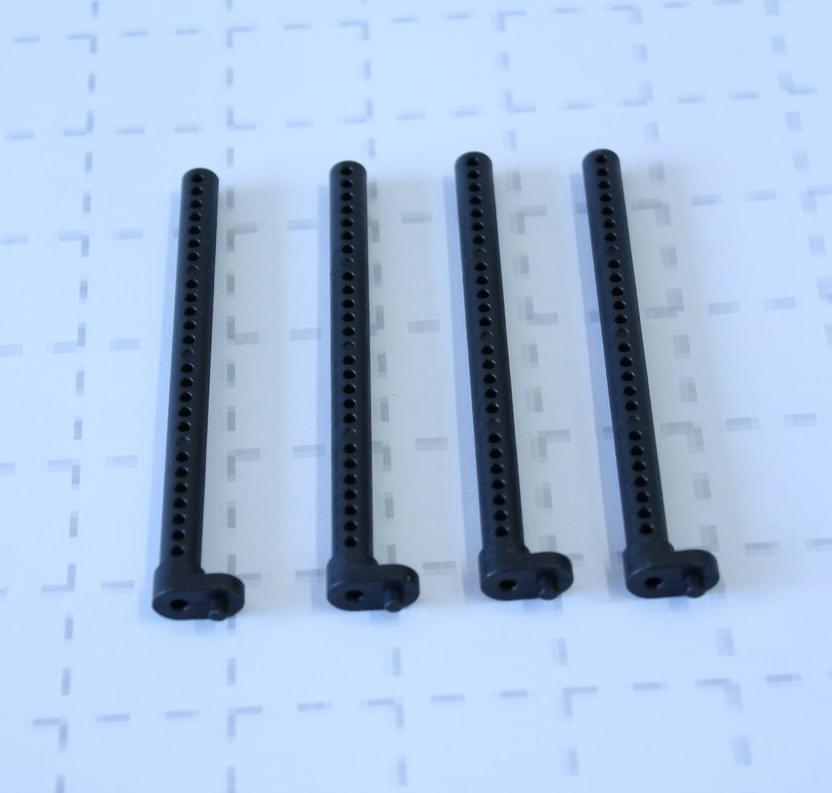 4 supports de carrosserie pour DF-Models DF-4S - 7174 - Breizh Modélisme.