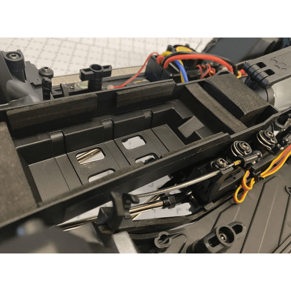 DF Models Crawler RC DF-4S PRO rouge 4WD 1/10 - 3164 - Breizh Modélisme.