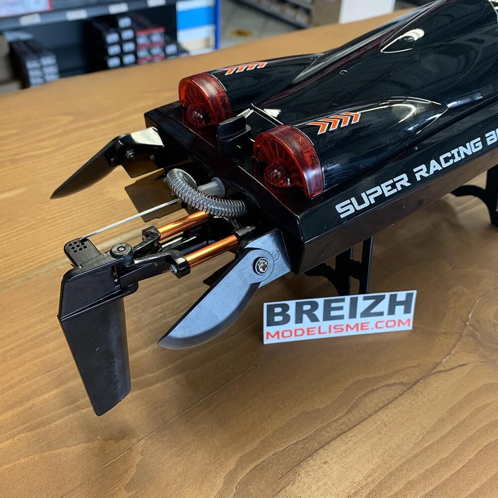 Bateau télécommandé électrique Brushless 55+km/h AVANTI BL V2 - Breizh Modélisme.