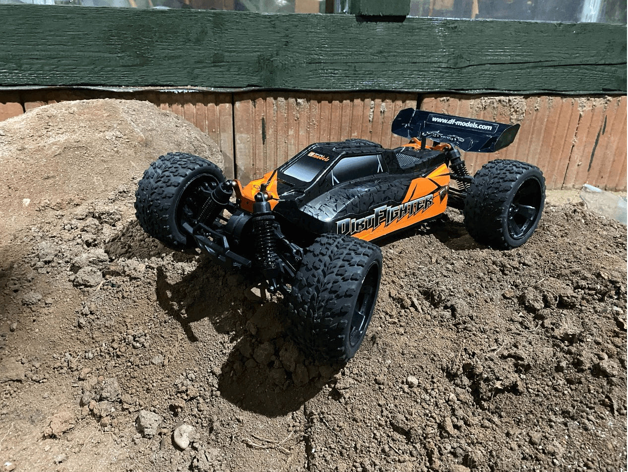 DF Models Buggy Tout Terrain DirtFighter RTR 1/10 vitesse 40km/h 3177 - Breizh Modélisme.