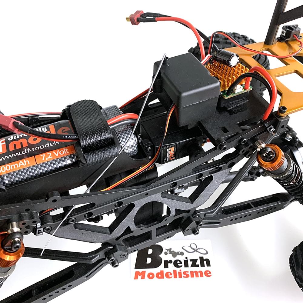 DF Models Crawler 1/10 RTR avec leds et Treuil, Kanyon DF-4J 4WD - 3118 - Breizh Modélisme.