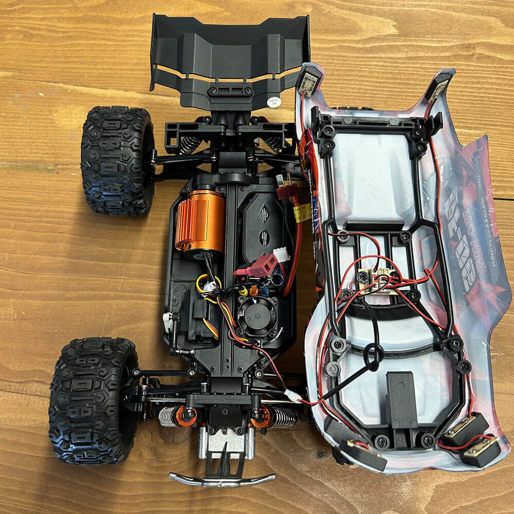 DF Models DF-06 PRO Tout Terrain Mini 1/18 brushless RTR - 3132 - Breizh Modélisme.