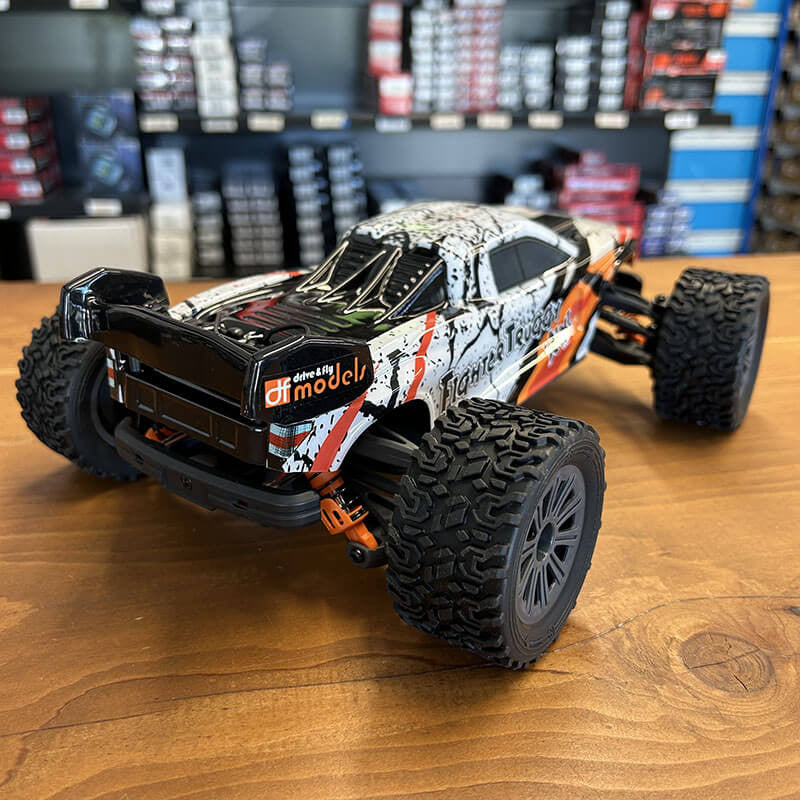 DF Models FighterTruggy Tout Terrain RTR 1/16 vitesse 45km/h 3135 - Breizh Modélisme.
