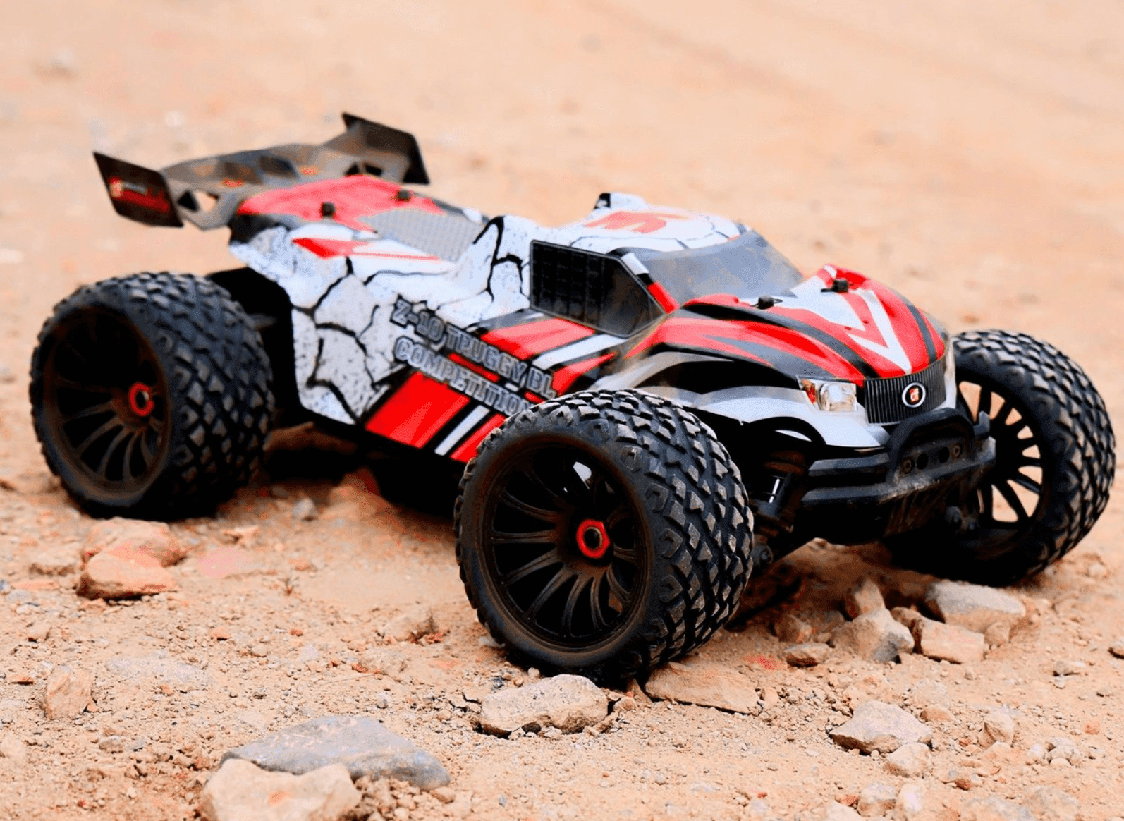 DF Models Truggy Z-10 Competition 1/8 Brushless RTR 70km/h - 3146 - Breizh Modélisme.