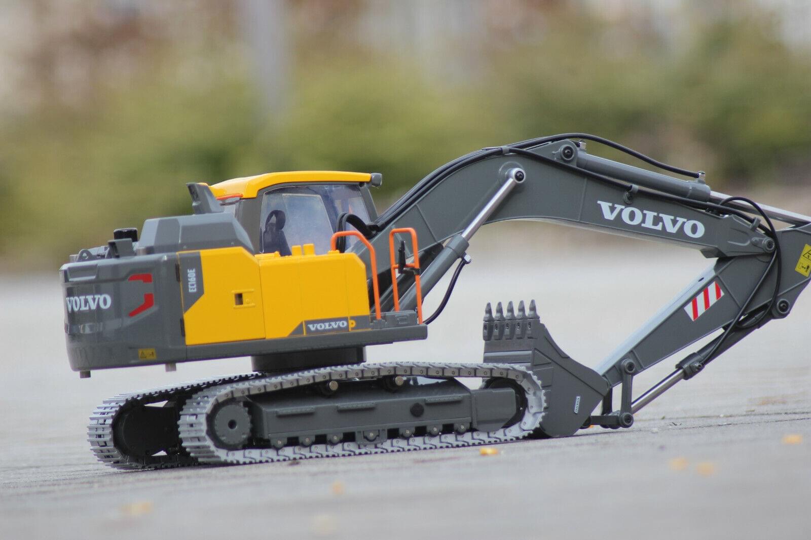 Volvo EC160E - Pelle RC électrique entièrement métallique 1/14 - Breizh Modélisme.