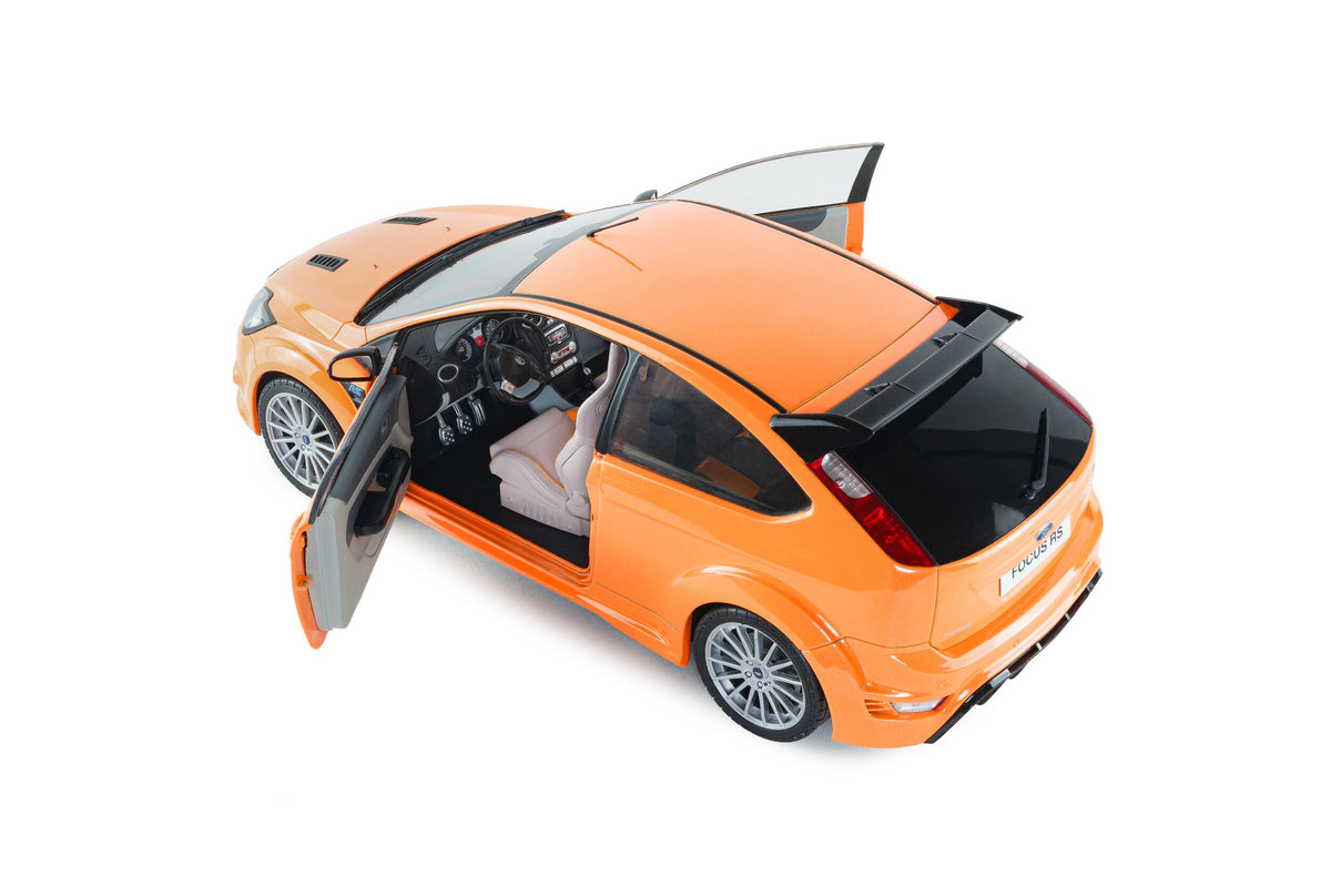 Solido S1813103 Voiture miniature collection 1/18 Ford Focus RS MK2 Performance pack RS+ orange électrique 2009 - Breizh Modélisme.