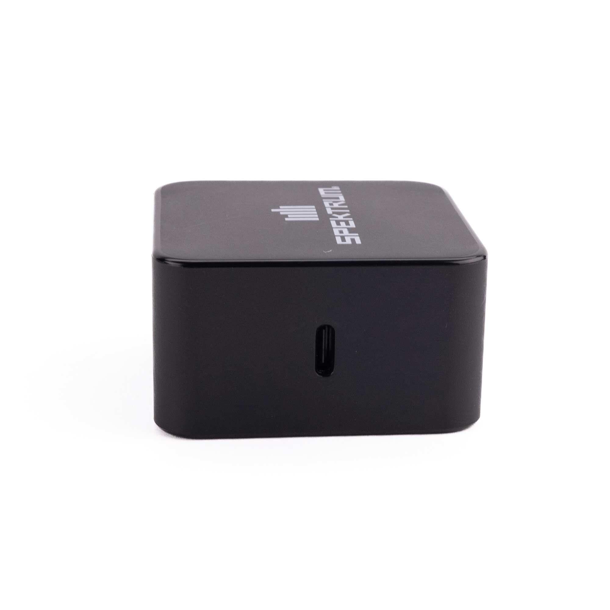 Alimentation Spektrum 65 W USB-C GaN UE - SPMX-1027I - Breizh Modélisme.
