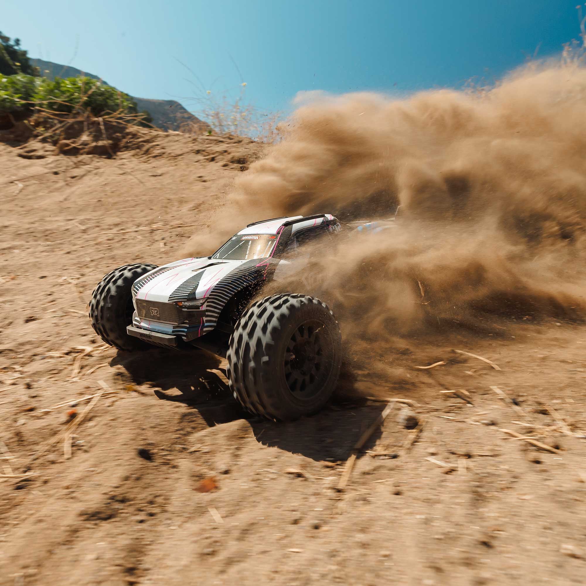 Arrma Vorteks Mega 550 2WD RTR stadium truck 1/10 bleu/rose - ARA3205T1 - Breizh Modélisme.