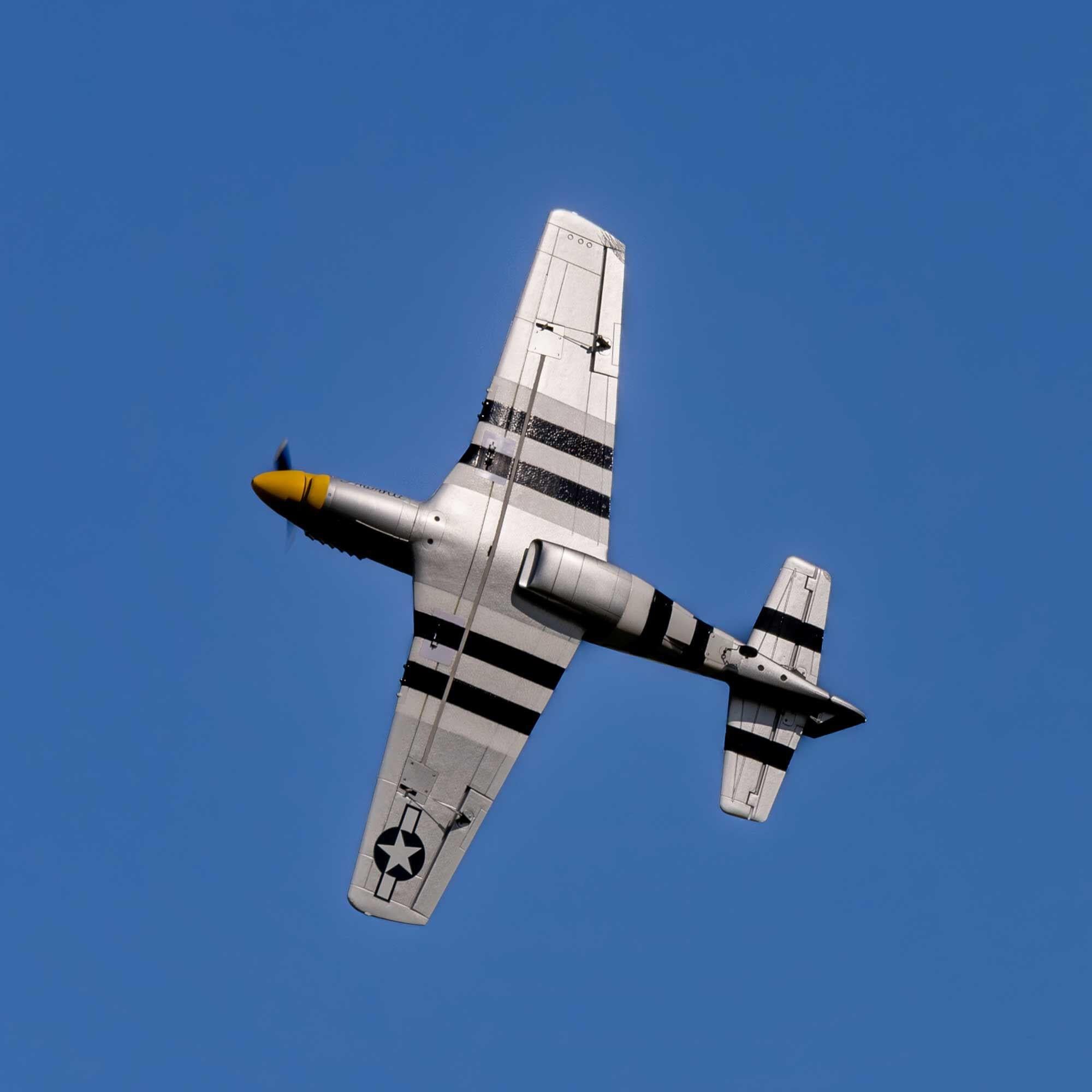 Avion E-Flite P-51D Mustang 1,0 m BNF Basic avec AS3X+ et SAFE EFL02650 - Breizh Modélisme.