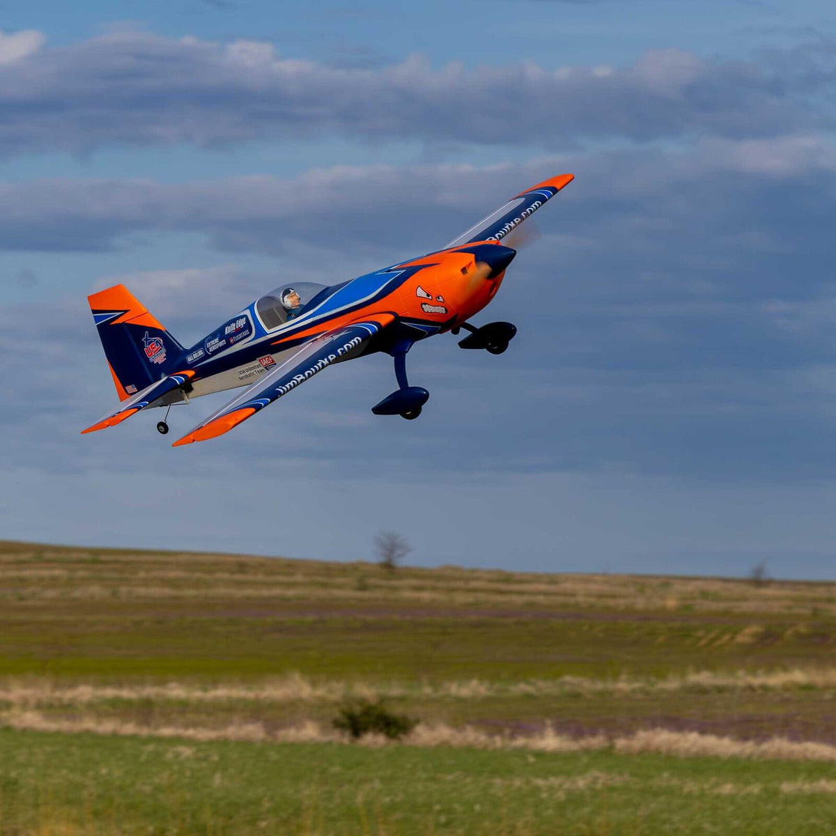 Avion RC E-Flite Extra 330 1,3 m BNF Basic avec AS3X et SAFE - EFL05050 - Breizh Modélisme.