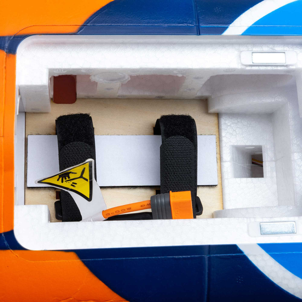 Avion RC E-Flite Extra 330 1,3 m BNF Basic avec AS3X et SAFE - EFL05050 - Breizh Modélisme.