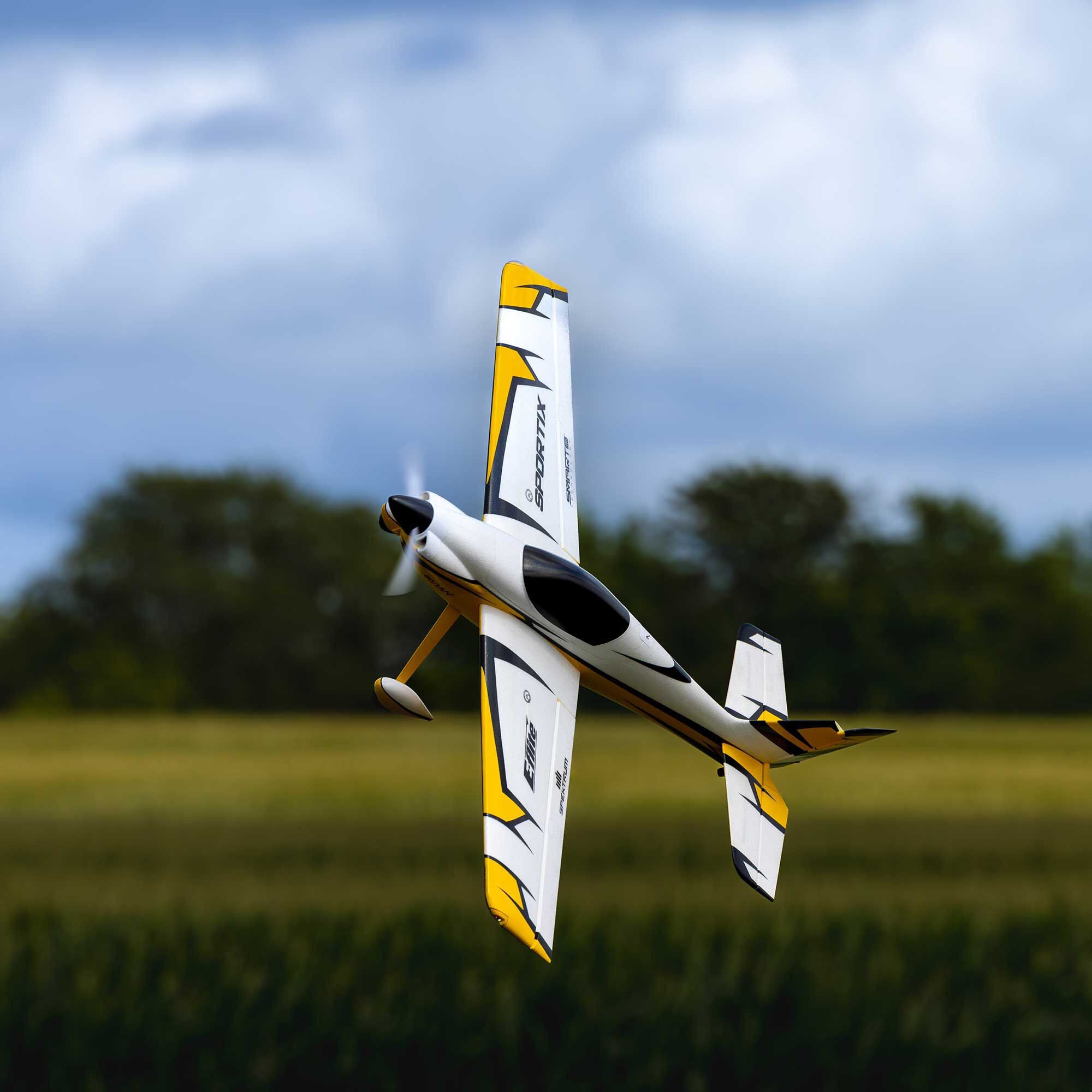 Avion RC E-Flite Sportix 1.1m BNF Basic avec AS3X+ & SAFE EFL10750 - Breizh Modélisme.