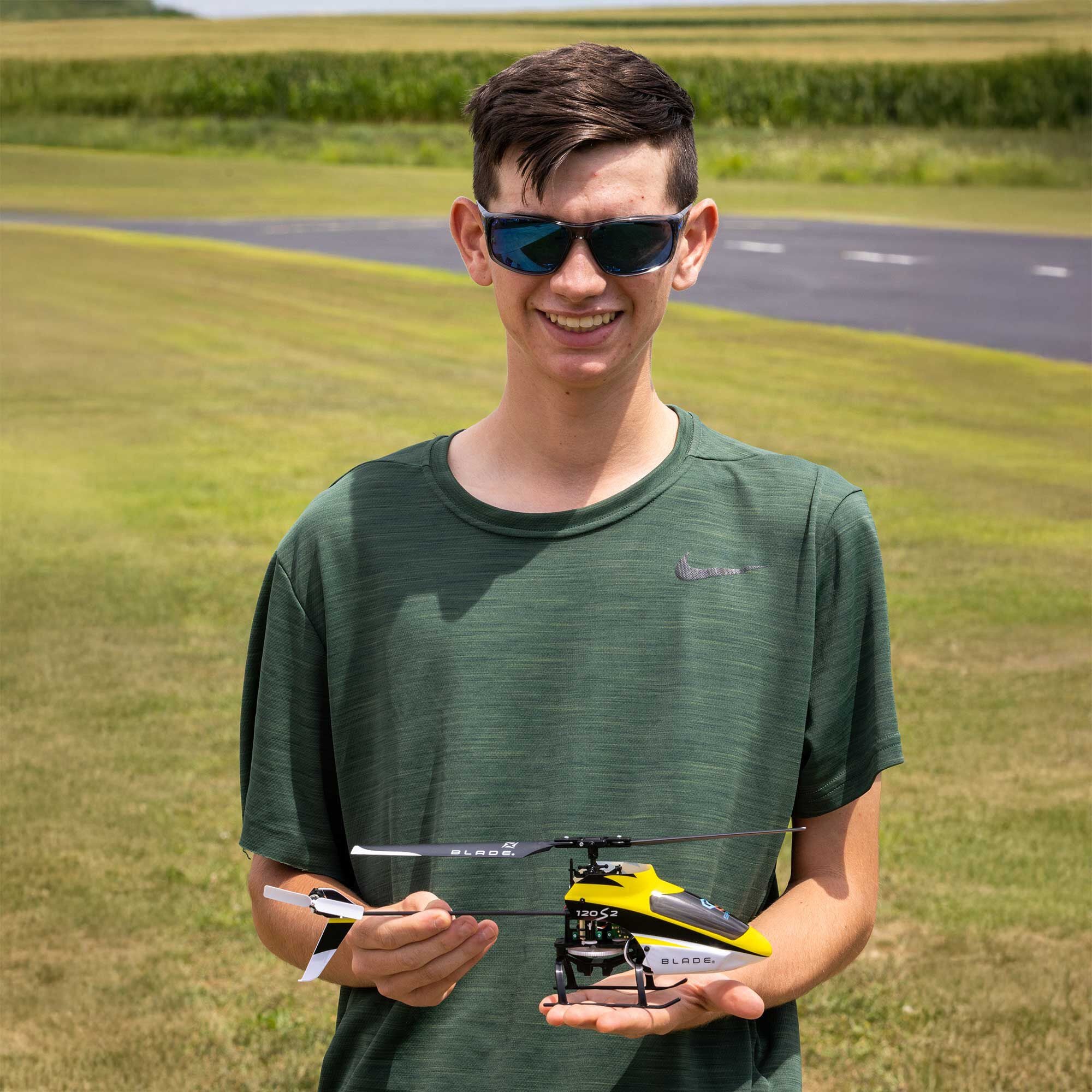 Hélicoptère 120 S2 RTF avec SAFE - BLH11000 - Breizh Modélisme.