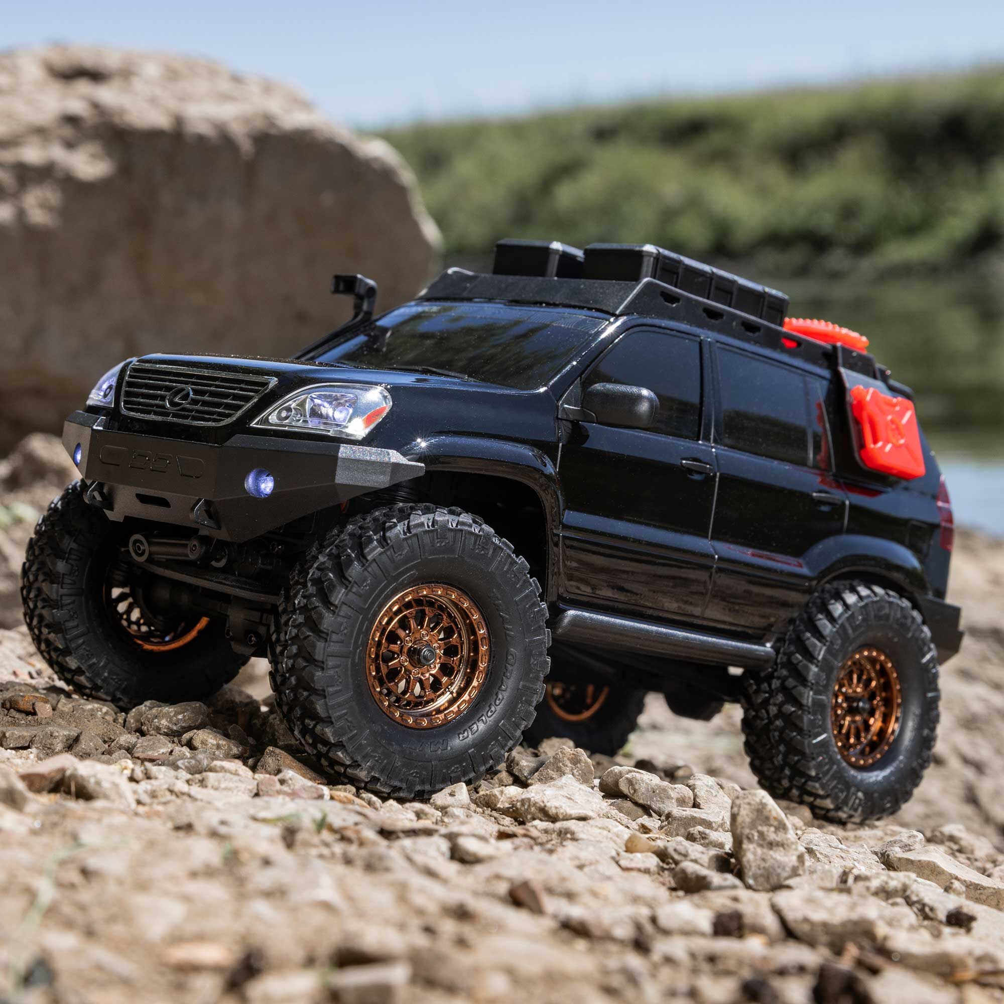 Mini rock crawler SCX24 Lexus GX 470 4X4 1/24 RTR noir - AXI-1532T3 - Breizh Modélisme.