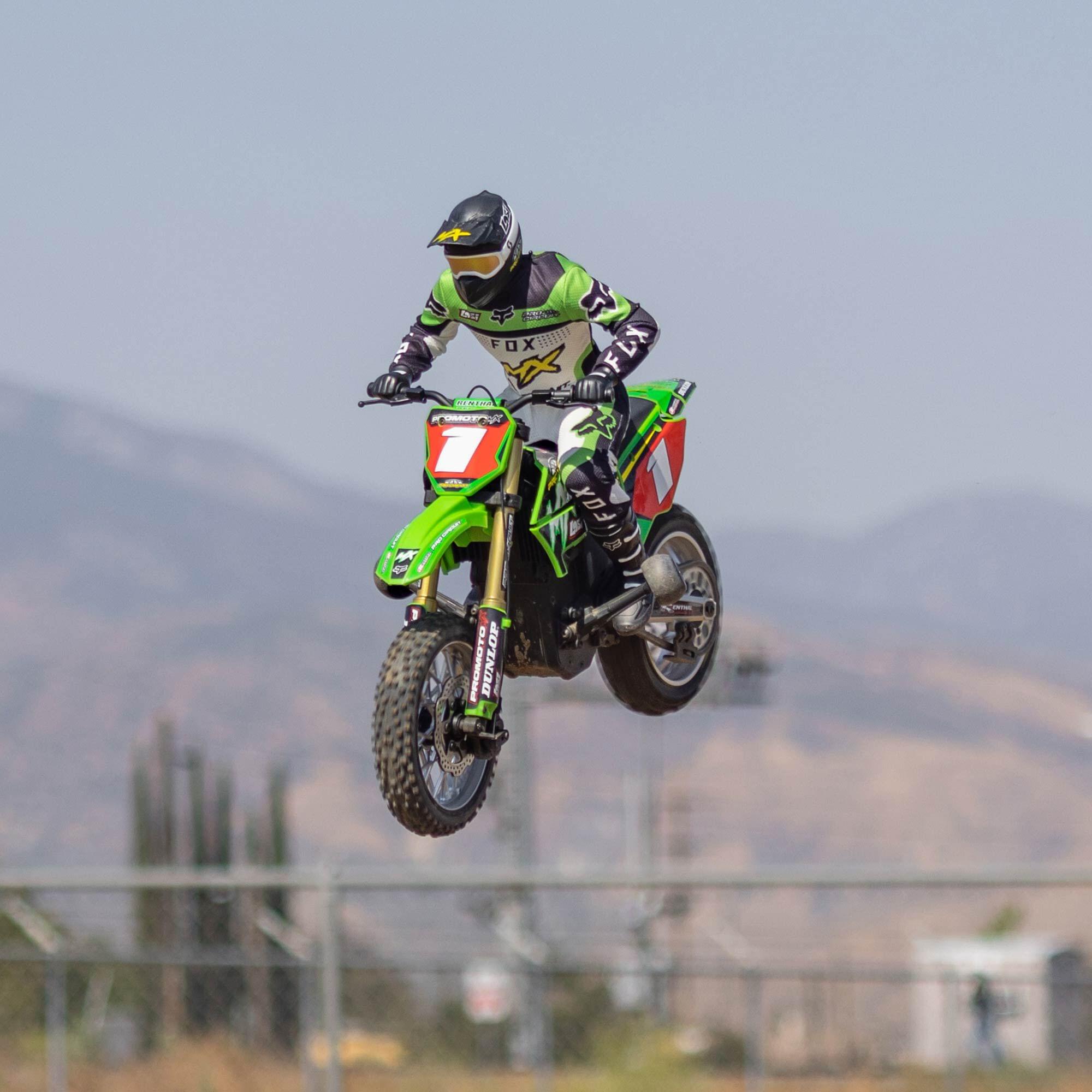 Moto RC Losi 1/4 Promoto-MX Motorrad RTR, Pro circuit LOS06002 verte - Breizh Modélisme.