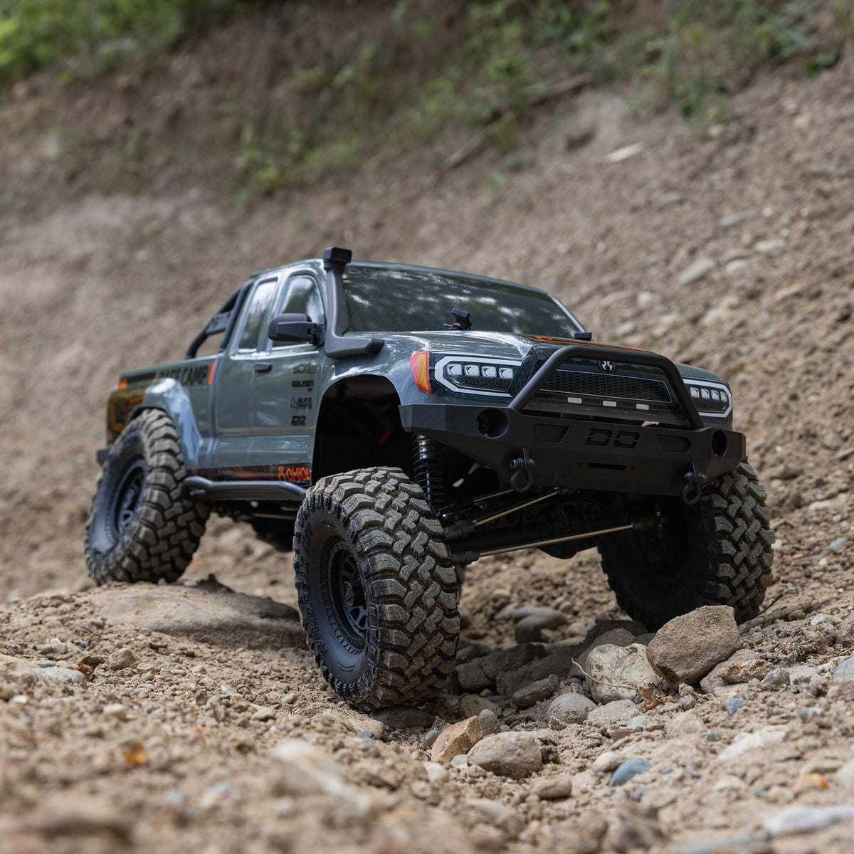 Rock crawler 1/10 SCX10 III Base Camp 4X4 RTR gris AXI-1375T2 - Breizh Modélisme.