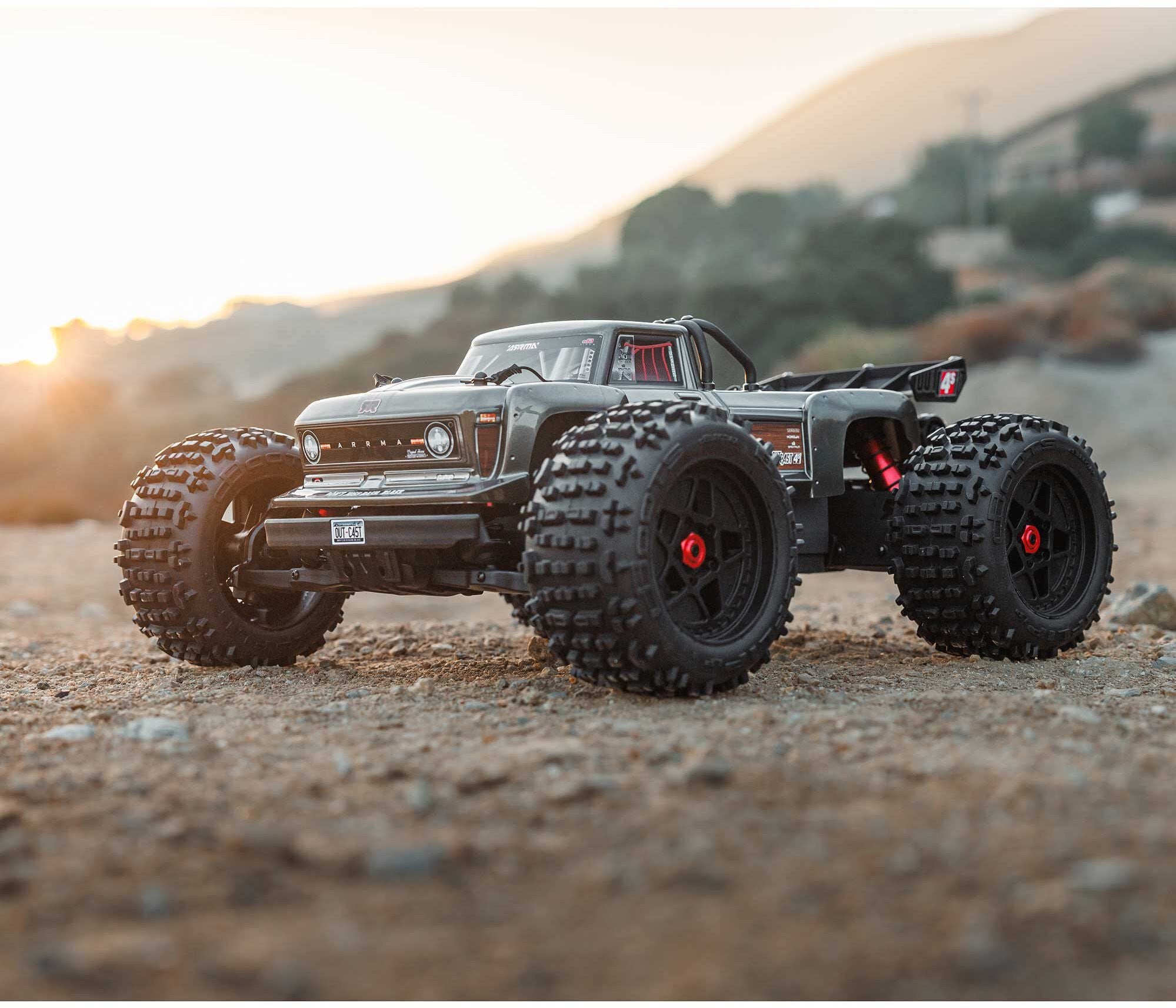 Arrma 1/10 Outcast 4S V2 4x4 BLX Stunt Truck RTR - ARA4410V2T3 - Breizh Modélisme.