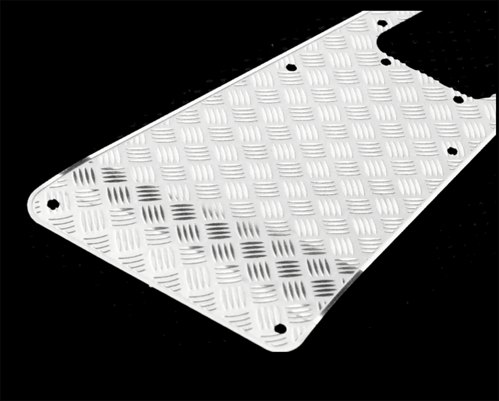 INJORA Grille d'admission à plaque antidérapante en métal pour Traxxas TRX-4 Defender - Breizh Modélisme.