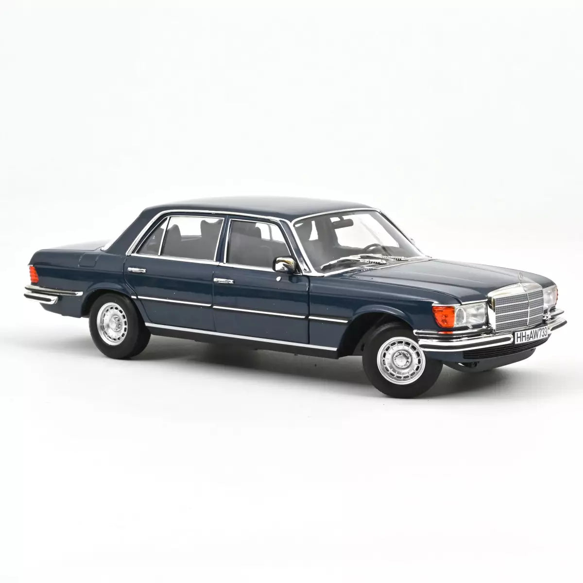 Voiture miniature collection 1/18 Mercedes-Benz 350 SEL 1979 Bleu Hansa Norev 183976