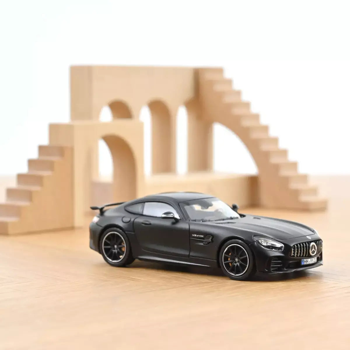 Voiture miniature 1/43 Mercedes-AMG GT-R 2019 Noir magno Norev - Breizh Modélisme.