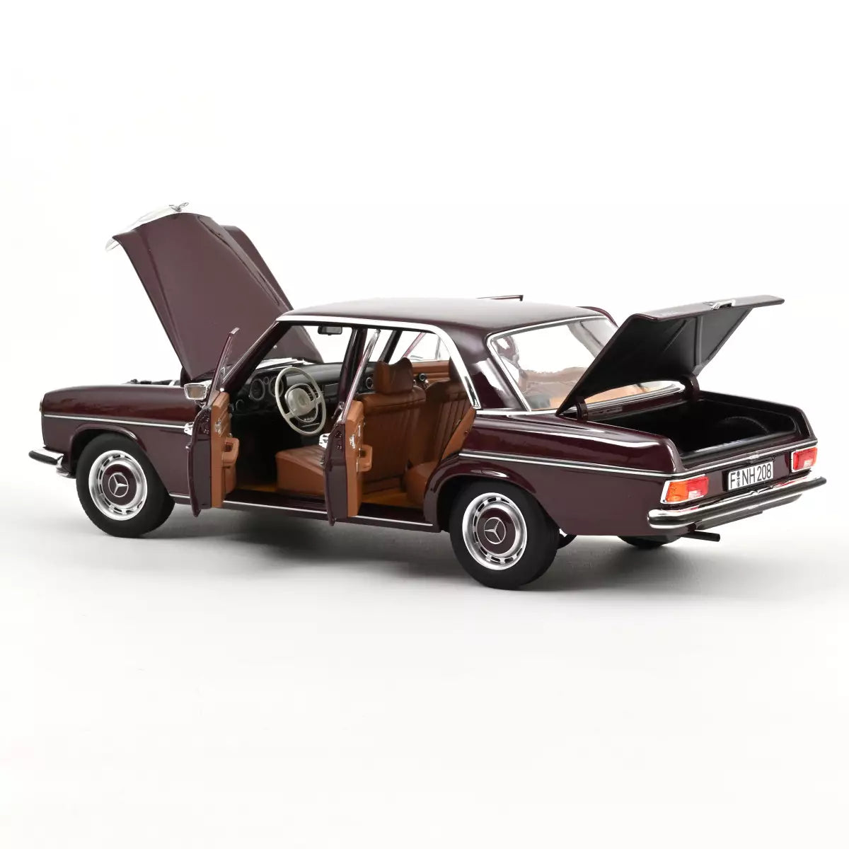 Voiture miniature collection 1/18 Mercedes-Benz 200 1968 Rougebrun foncé Norev 183778