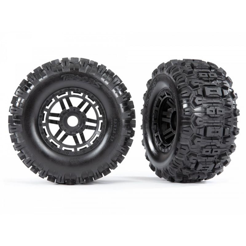 Traxxas 2 pneus + jantes noires Sledgehammer 2.8/3.6'' TSM Maxx 8973 - Breizh Modélisme.