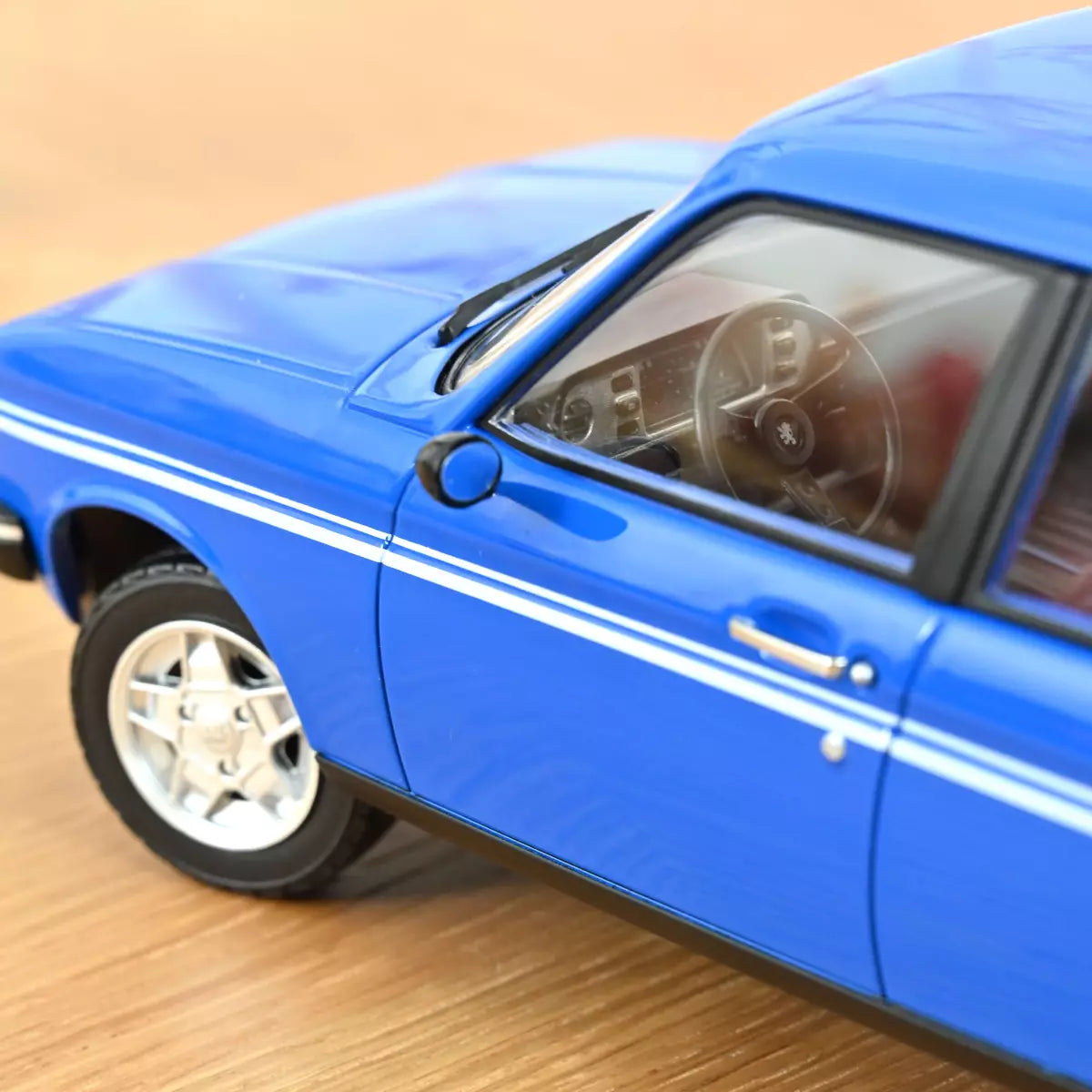 Voiture miniature collection 1/18 Peugeot 104 S 1981 Bleu Ibis Norev 184903