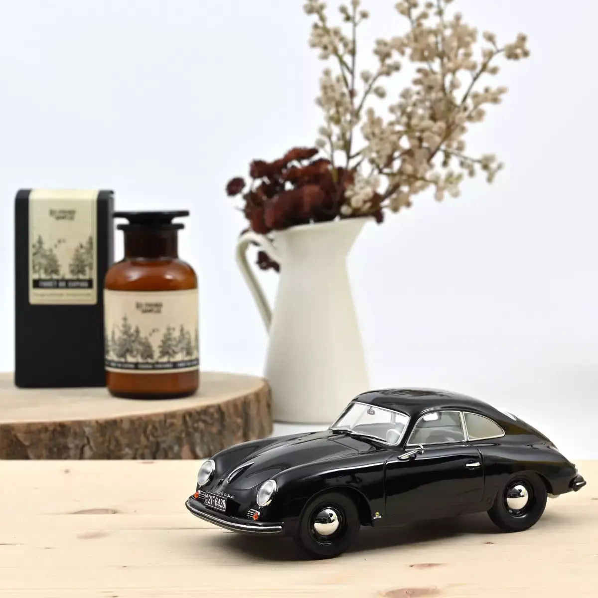Voiture miniature collection 1/18 Porsche 356 Coupé 1952 Noir Norev 187451