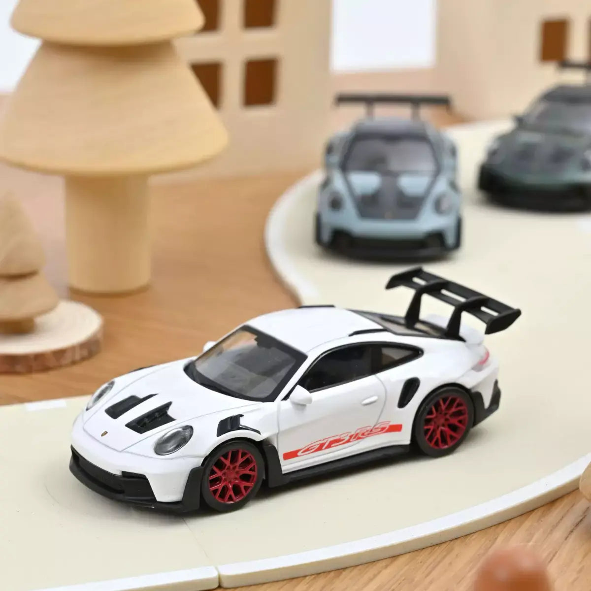 Voiture miniature 1/43 Porsche 911 GT3 RS 2022 Blanc Jet-car Norev 750044