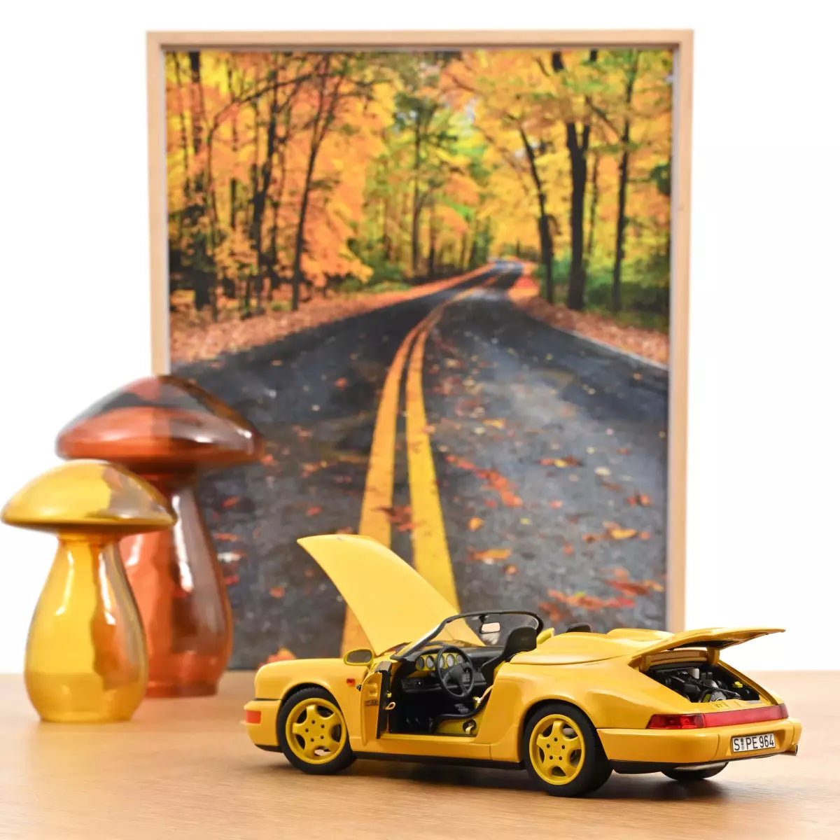 Voiture miniature collection 1/18 Porsche 911 Speedster Jaune Speed 1993 Norev 187130