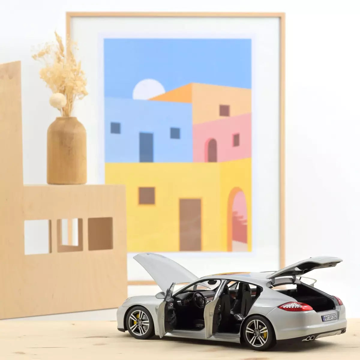 Voiture miniature collection 1/18 Porsche Panamera Turbo 2009 Argent Norev 187609