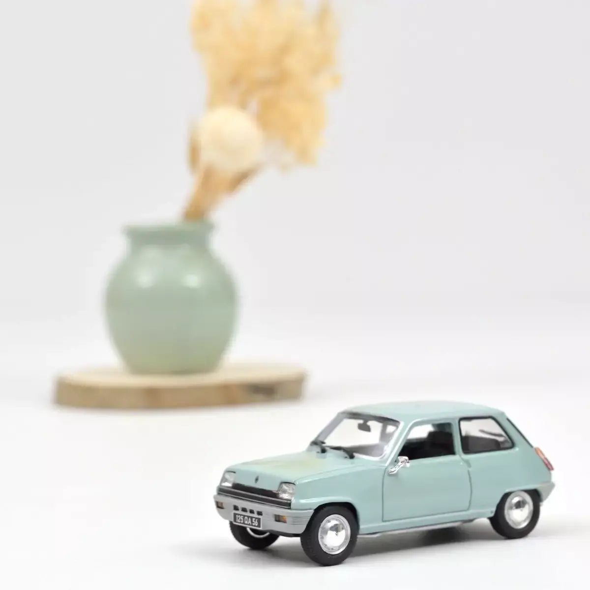 Voiture miniature collection 1/43 Renault 5 TL 1972 Bleu clair Norev 510528